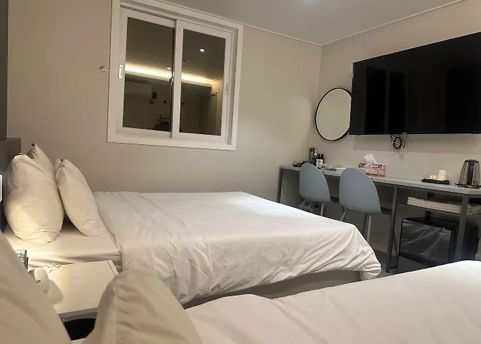 Gwangalli Yam Hotel
