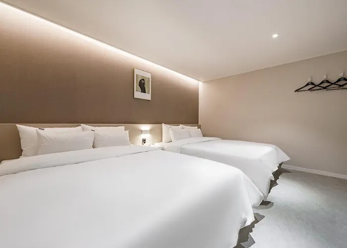 Gwangalli Yam Hotel