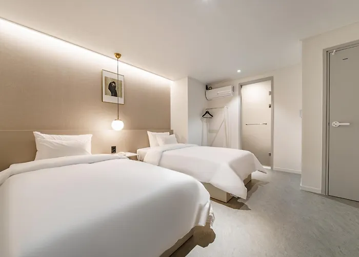 Gwangalli Yam Hotel